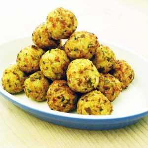Polpette di riso Basmati con verdura e mandorle